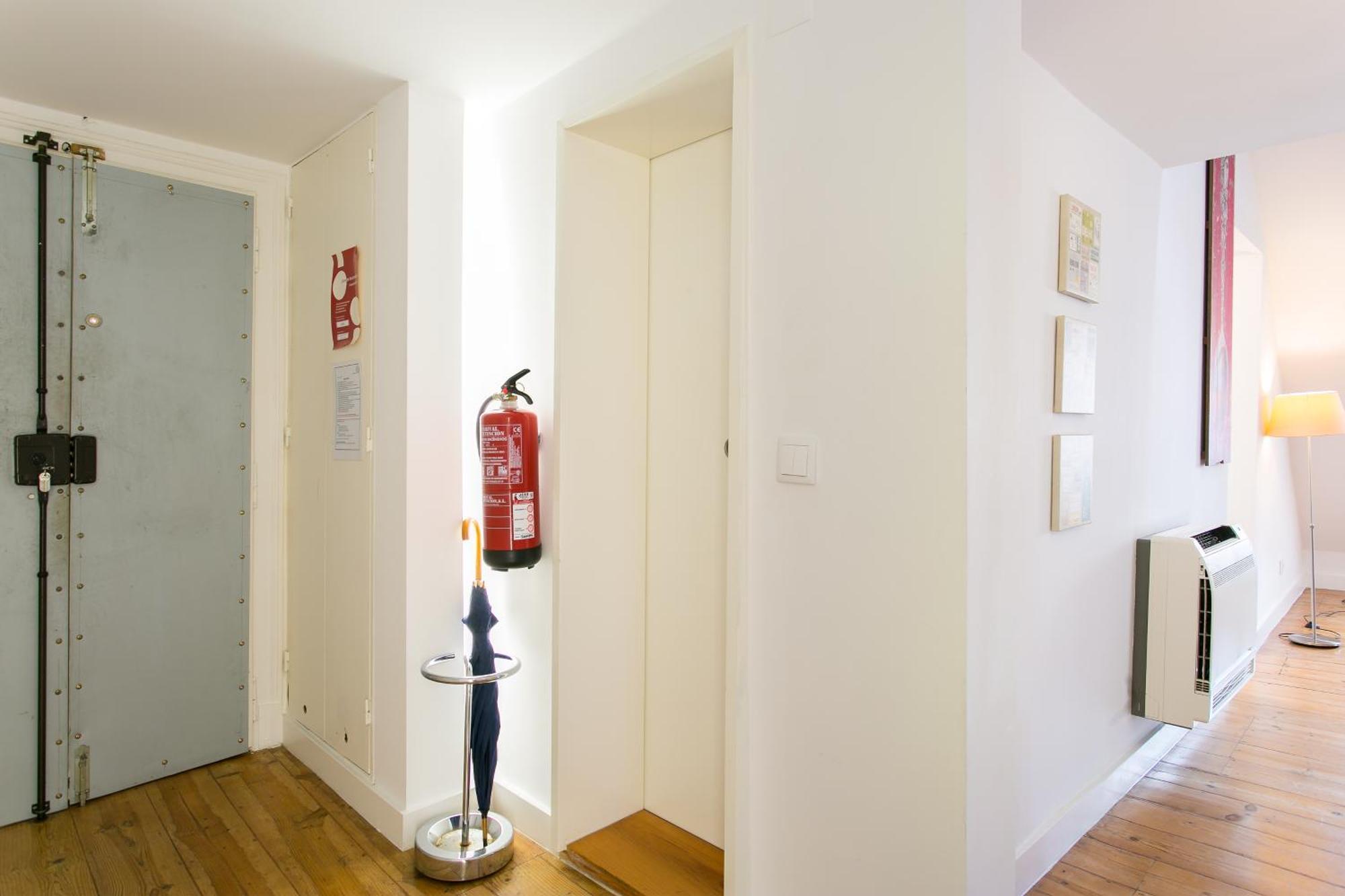 Loft Bairro Alto Apartment Lisbon Bagian luar foto